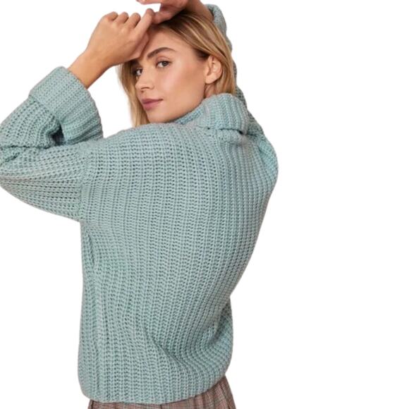 525 America for Revolve Oversized Blue Chunky Knit Sweater Size Medium - Picture 2 of 4